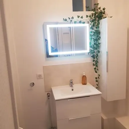 Le Du Quai Charleville-Mézières